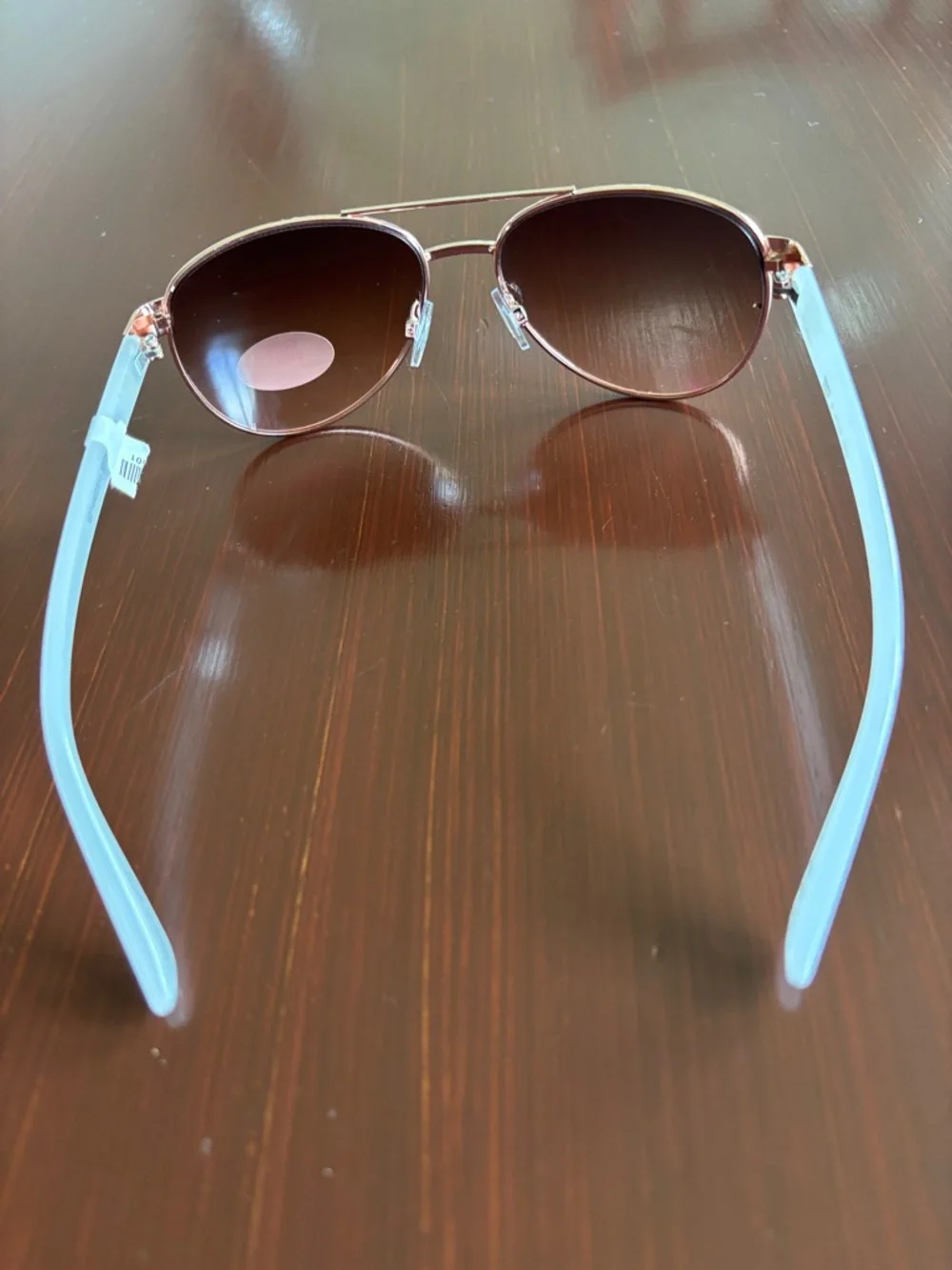 Juicy Coutture 100% UVA-UVB protect,brown gradient lens,gold frame,white arms